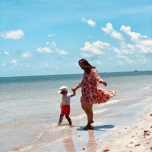 Meet your Posher, Rowena